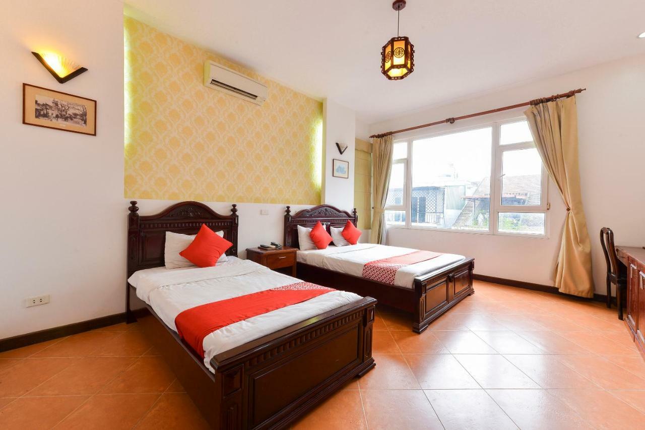 Oyo 216 Alisa Hotell Hanoi Exteriör bild